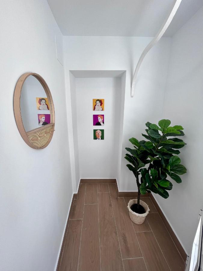 Gatu Premium Villa Flamenca , Preferente Mayores De 25 Anos Y Familias Cadix Extérieur photo